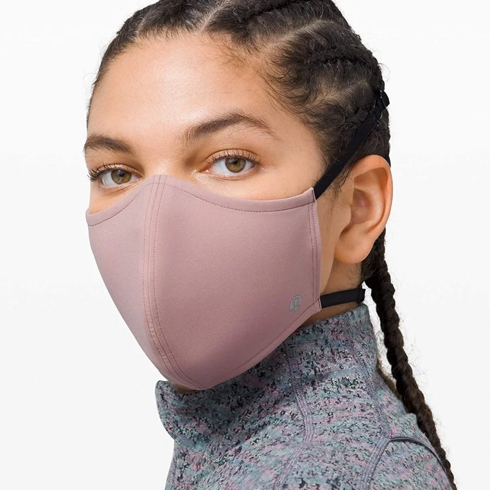 Lululemon double strap face mask- NWT